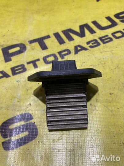 Реостат печки Kia Spectra