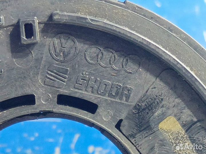 Шлейф подрулевой Audi A6 C5 2.4 AGA 1997