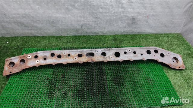 Балка подрадиаторная Nissan Tiida 2008