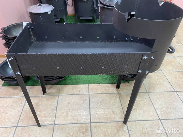 Мангал с местом под Казан (съемные ножки)