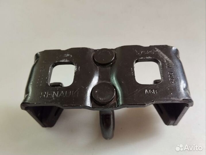 Петля замка багажника Renault Duster 1