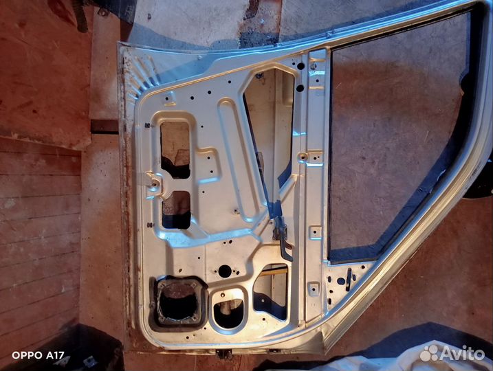 Двери на ваз 2110