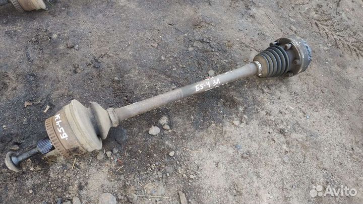 Привод задний Volkswagen Passat B5 левый / правый