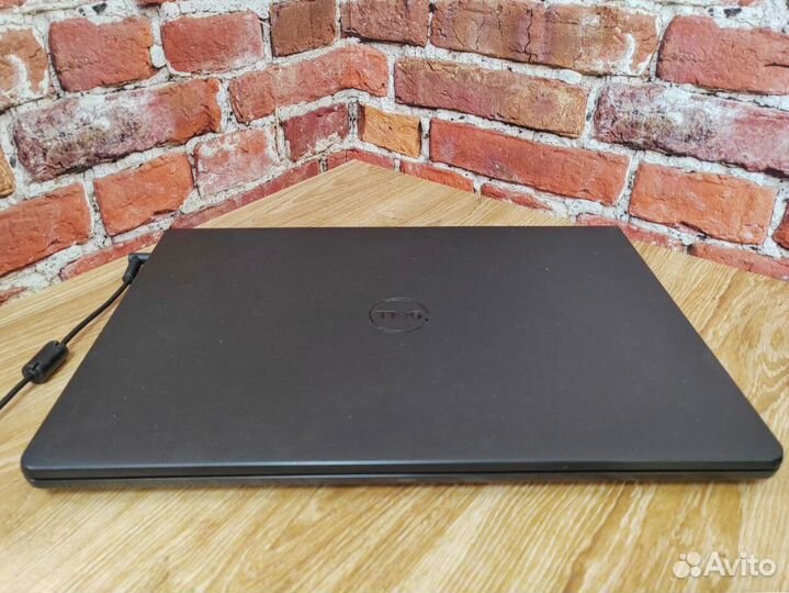 Игровой ноутбук Dell i3 с дискретной видео Обмен