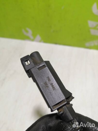 Датчик включения стопсигнала Фольксваген Пассат