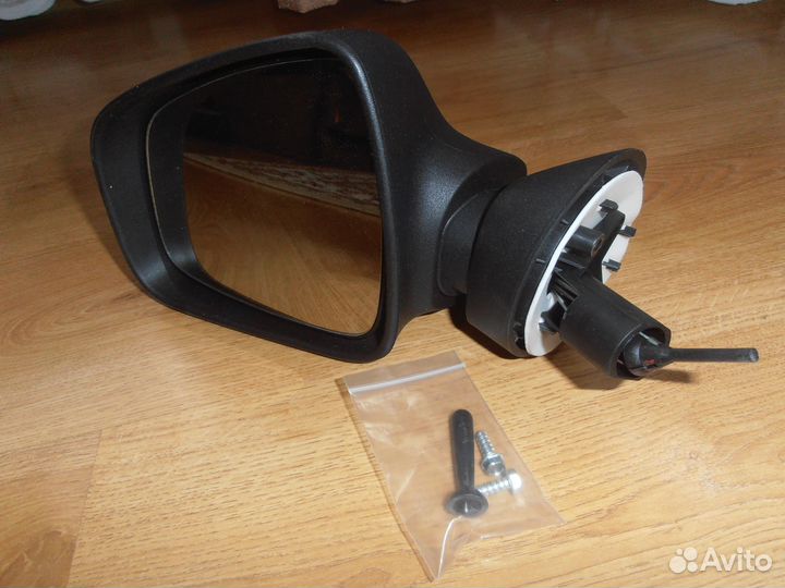 Боковое зеркало Рено Дастер