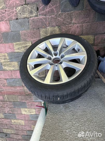 Nokian Tyres Hakkapeliitta R 245/45 R18 100R