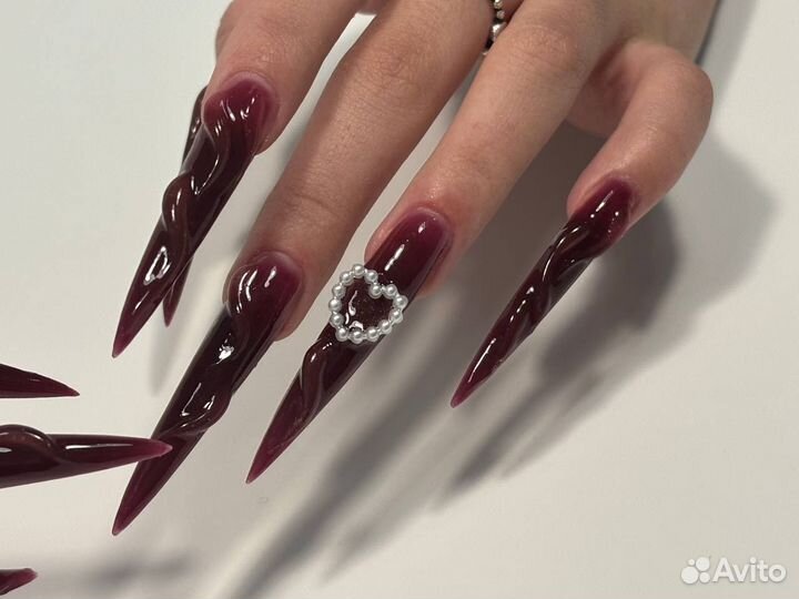 Наращивание ногтей