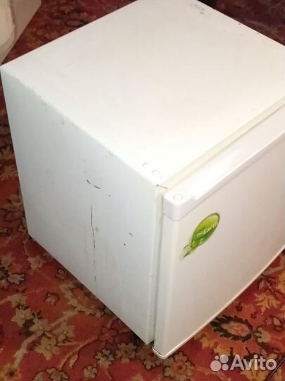 Холодильник бу Daewoo маленький