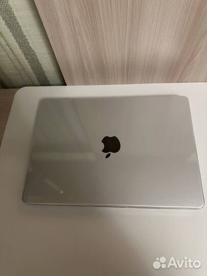 Apple Macbook pro 14 m3 8/512 Silver