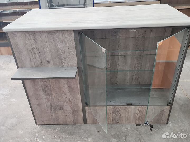 Прилавок витрина кассовый с дверками ТК-130