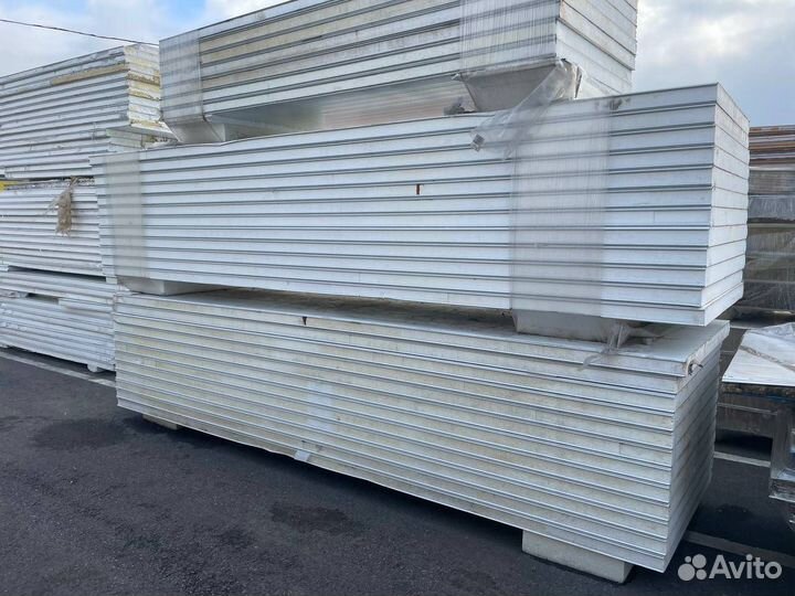 Зипс-Синема, сэндвич-панель