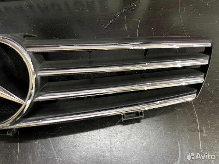 Решетка радиатора Мерседес w219 cls350