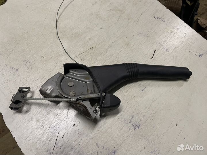 Рычаг стояночного тормоза Nissan Almera G15