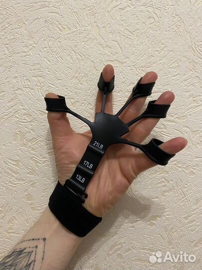 Эспандер кистевой для пальцев регулируемый