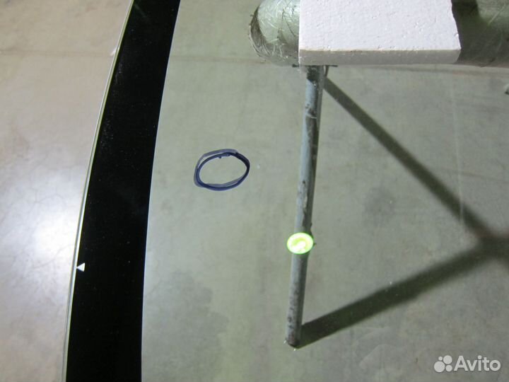 Стекло лобовое Suzuki Liana