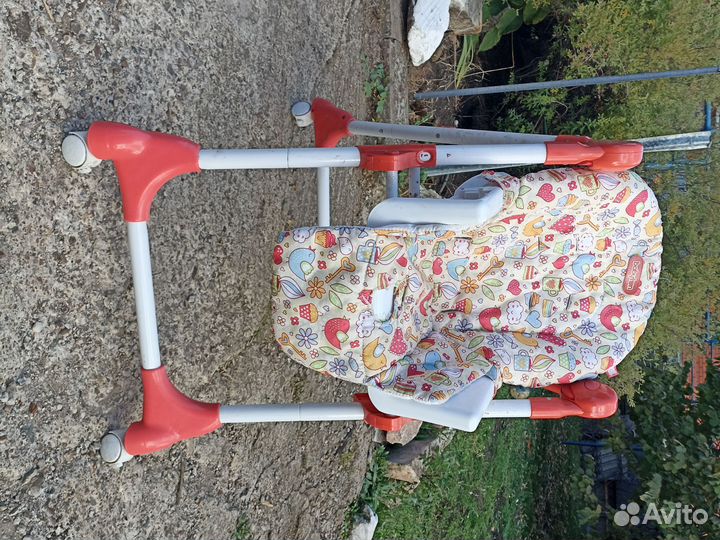 Стульчик для кормления