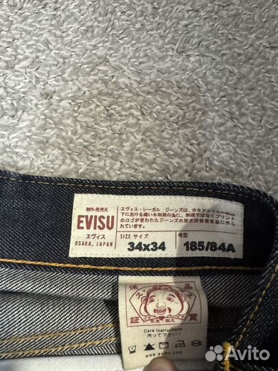 Мужские джинсы evisu