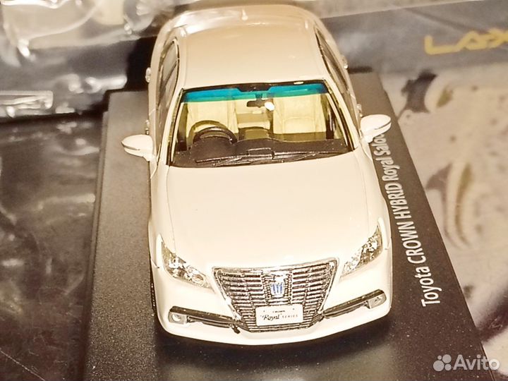 Модель автомобиля Toyota Crown Royal Saloon G 1/43