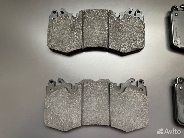 Колодки тормозные передние Range Rover Ferodo