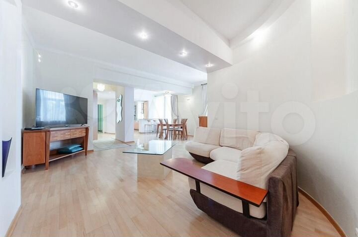 5-к. квартира, 130 м², 5/7 эт.