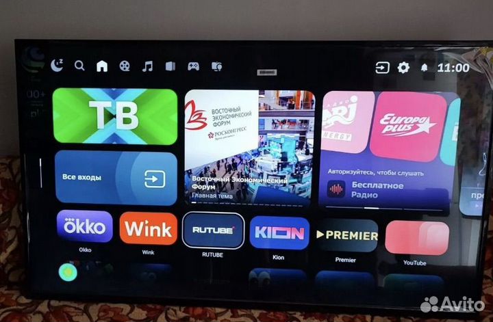 Телевизор smart tv 55 140см новый