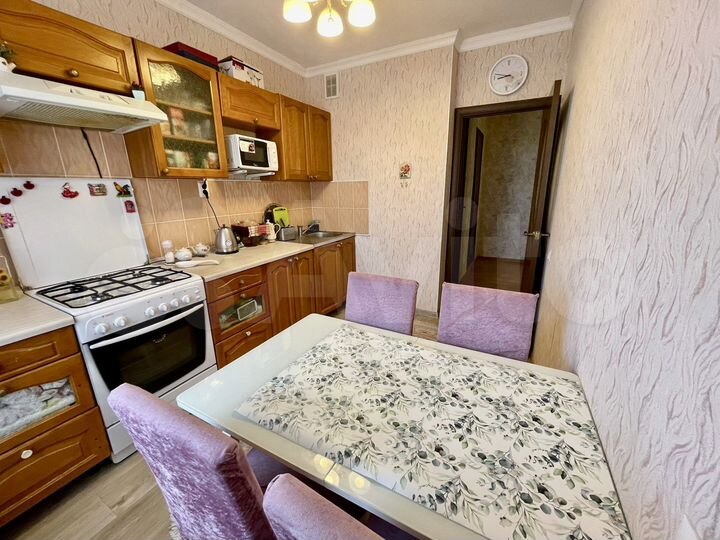 4-к. квартира, 96 м², 8/9 эт.