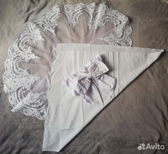 Уголок и бант на выписку