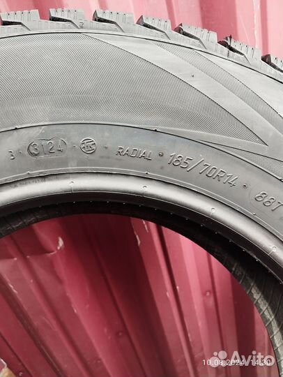 Зимние шины 185/70R14