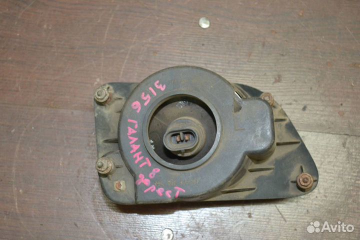 Фара противотуманная левая передняя Mitsubishi Galant 8 USA