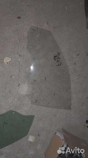 Skoda fabia стекло переднее левое