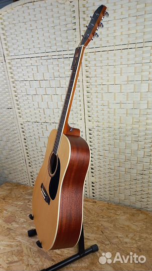 Гитара дредноут