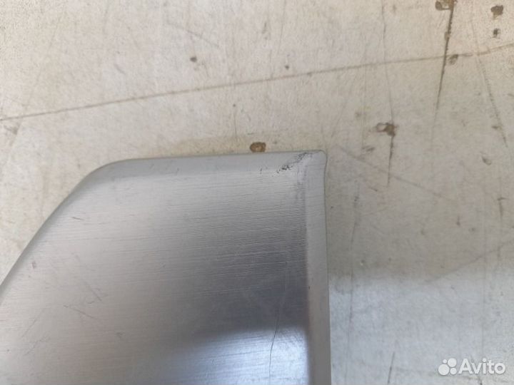 Накладка обшивки двери задняя левая Toyota Land