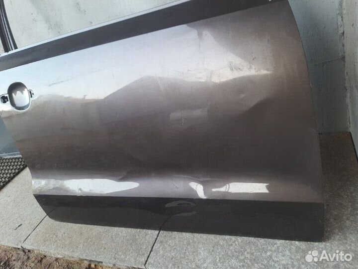 Дверь передняя правая Volkswagen Polo HB 2009+