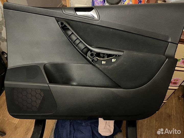 Запчасти дверных обшивок passat b6