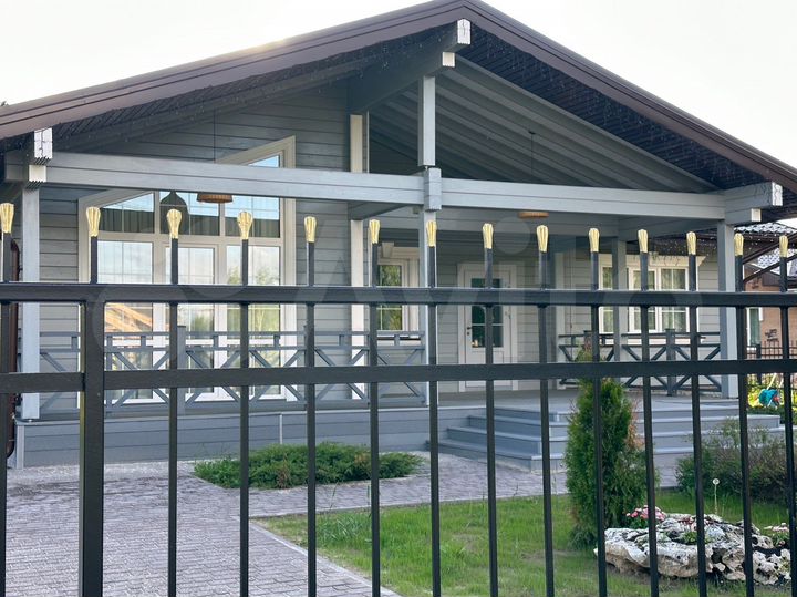 Коттедж 192 м² на участке 17 сот.