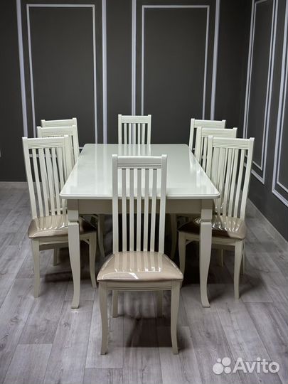 Комплект стол и стулья. Оплата при получении
