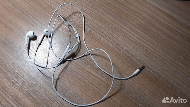 Наушники Apple Earpods (Jack 3.5 мм)