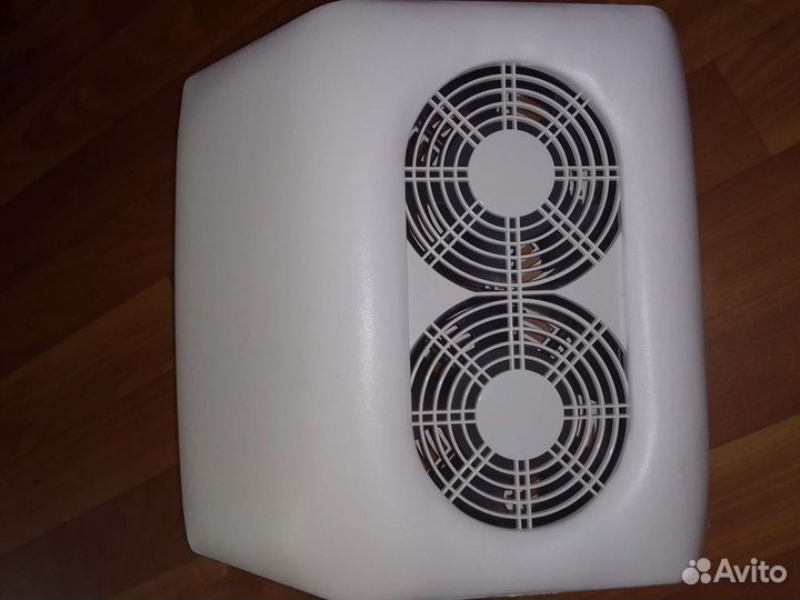 Оборудование для мастера маникюра