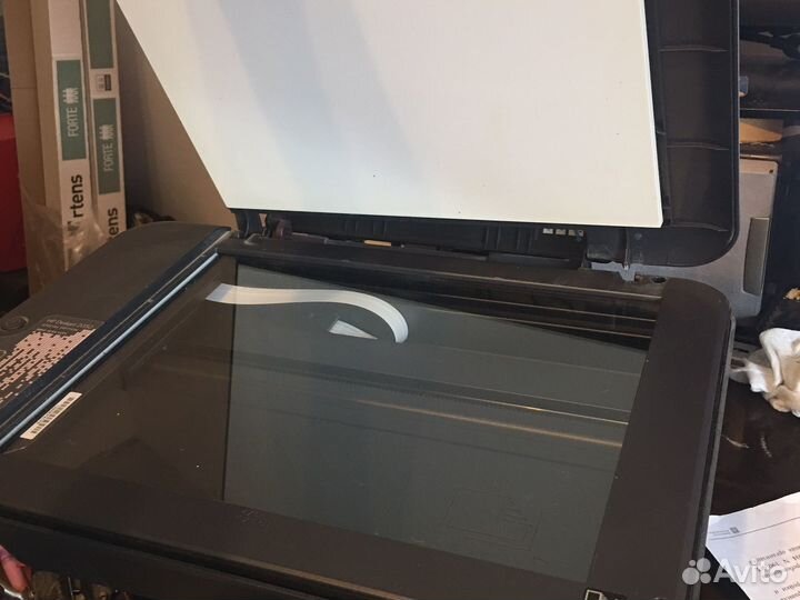 Принтер HP deskjet 2050