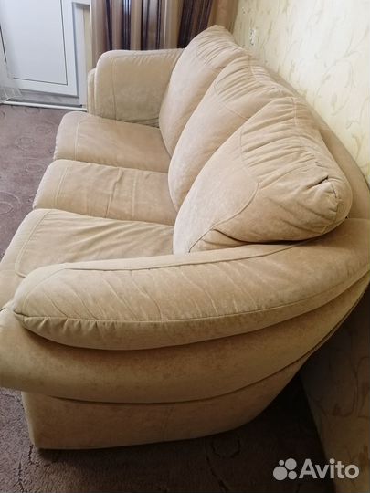 Диван и кресло б/у в хорошем состояние