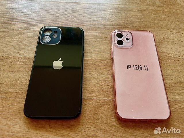 Чехол на iPhone 12