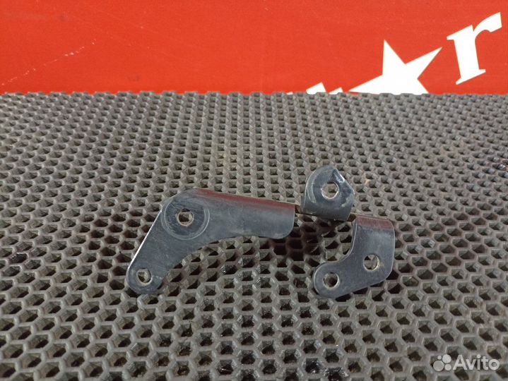 Кронштейн электромагнитного клапана