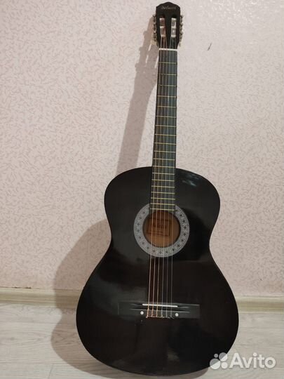 Классическая гитара Belucci