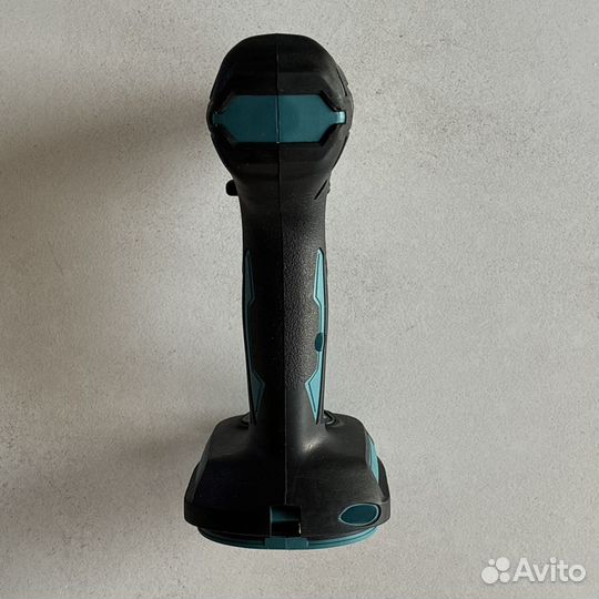 Аккумуляторный гайковерт Makita DTW180Z