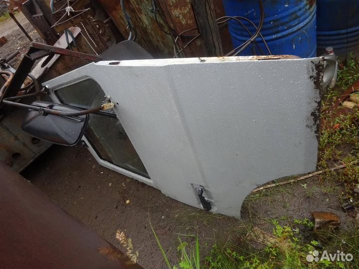 Дверь передняя правая маз 5336