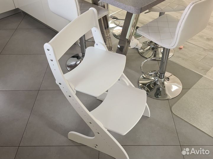 Стул растущий новый