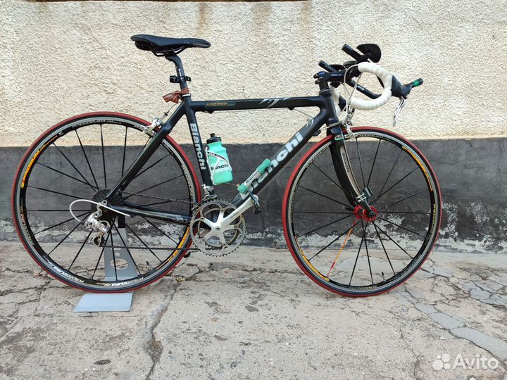 Шоссейный велосипед bianchi карбон