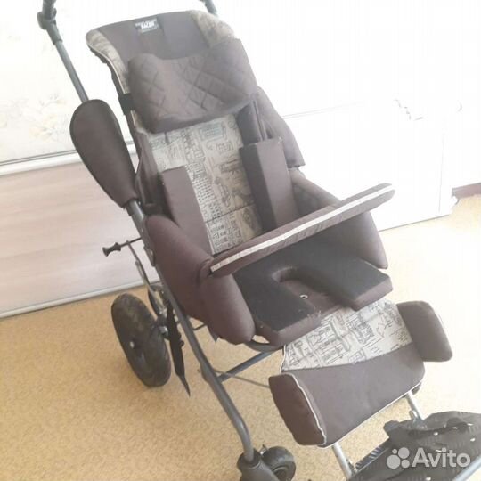 Инвалидная коляска