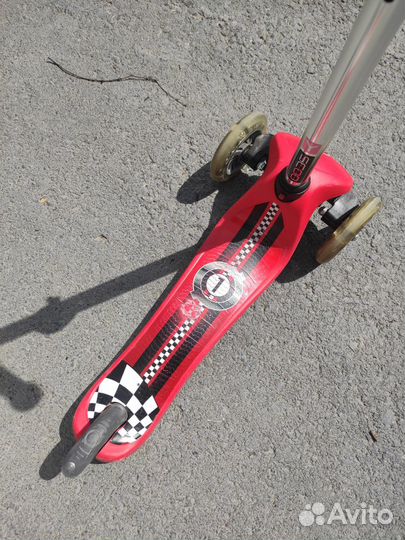 Самокат Globber детский светящиеся колеса